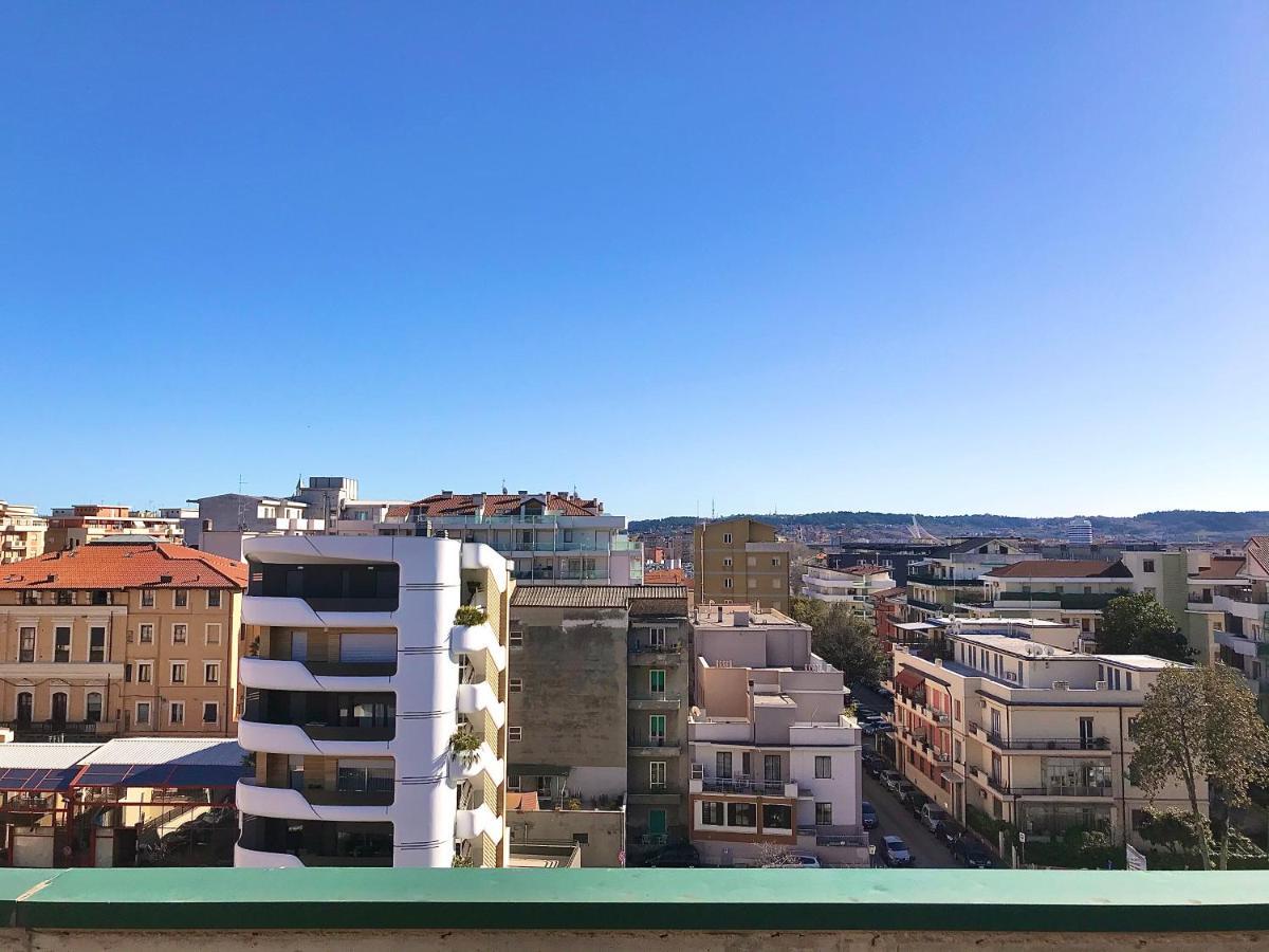 Skyescape Pescara Centro Apartment Luaran gambar